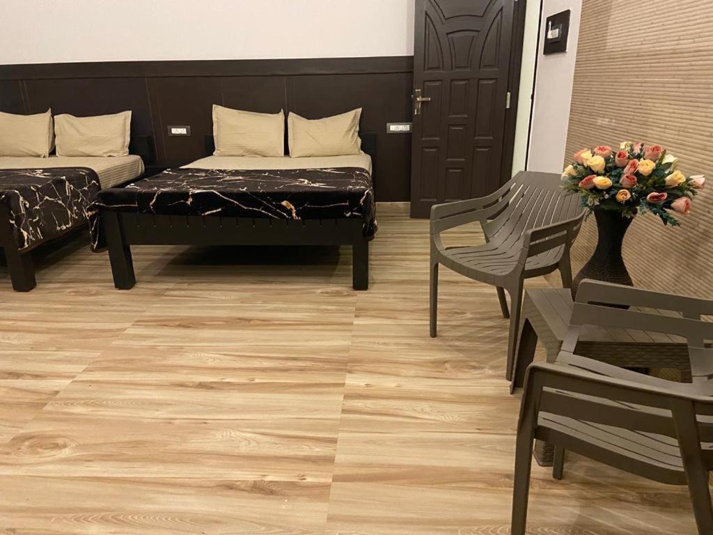 Rr Holidays - Home Stay Кодайканал Екстериор снимка