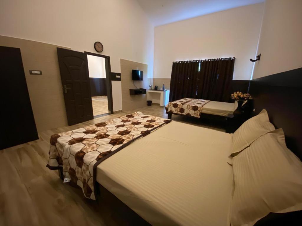 Rr Holidays - Home Stay Кодайканал Екстериор снимка